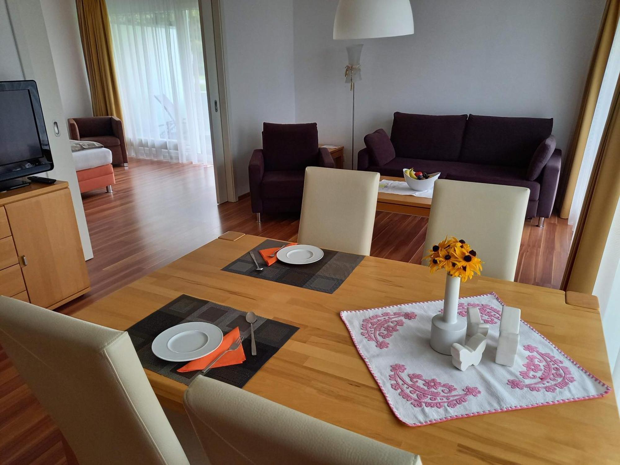 Wellness Ferienwohnung Mit Bademantelgang Zur Therme Bad Griesbach im Rottal Esterno foto